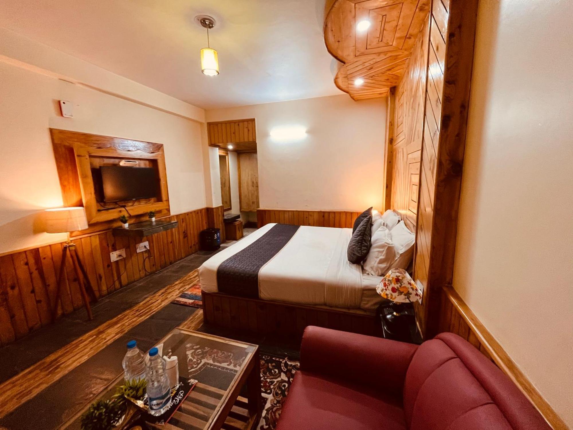 Hotel Hollywood Vibes #Riverview #Premium Rooms #Prime Location #Most Awarded #Parking #Top Rated #Open Terrace #Lawn #Best Selling Hotel In Manali Εξωτερικό φωτογραφία
