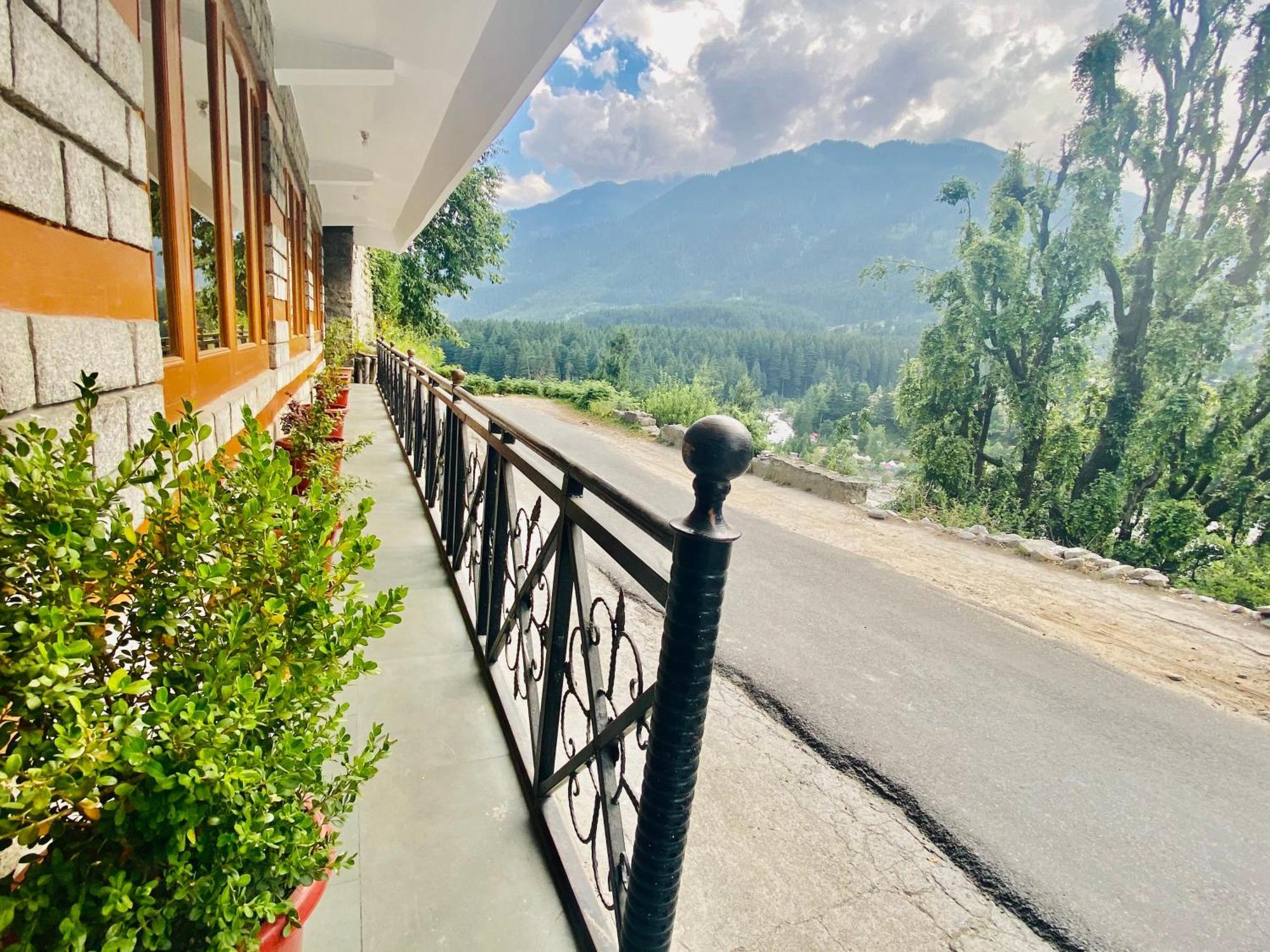 Hotel Hollywood Vibes #Riverview #Premium Rooms #Prime Location #Most Awarded #Parking #Top Rated #Open Terrace #Lawn #Best Selling Hotel In Manali Εξωτερικό φωτογραφία